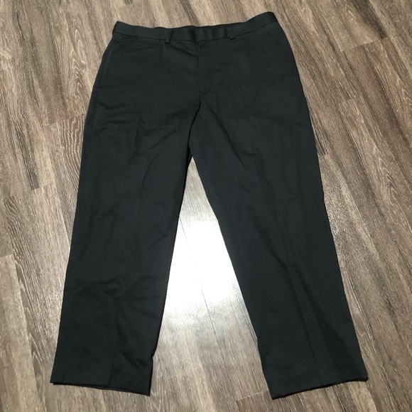 L.L. Bean Men's Natural Fit Chinos Khaki Trousers Size 40 - Picture 1 of 7